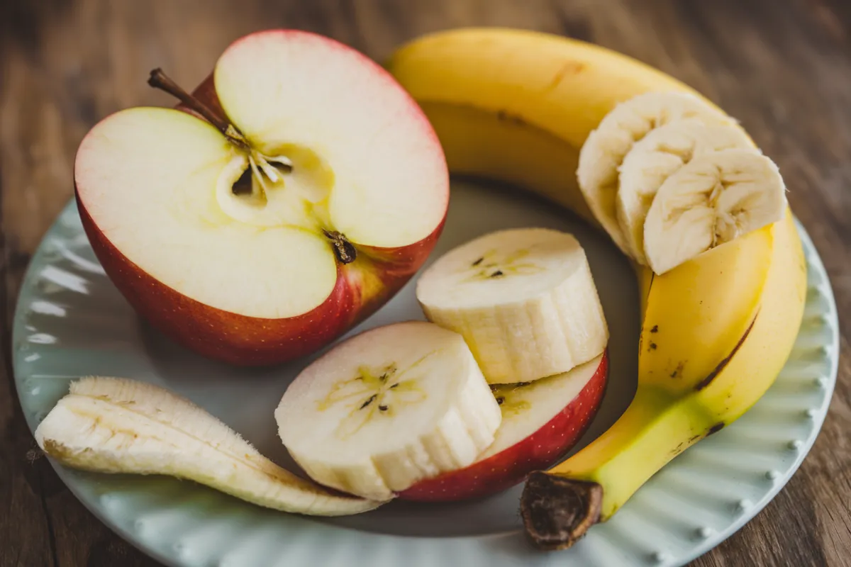 Can you eat an apple and a banana in the same day