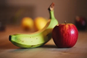 Can you eat an apple and a banana in the same day